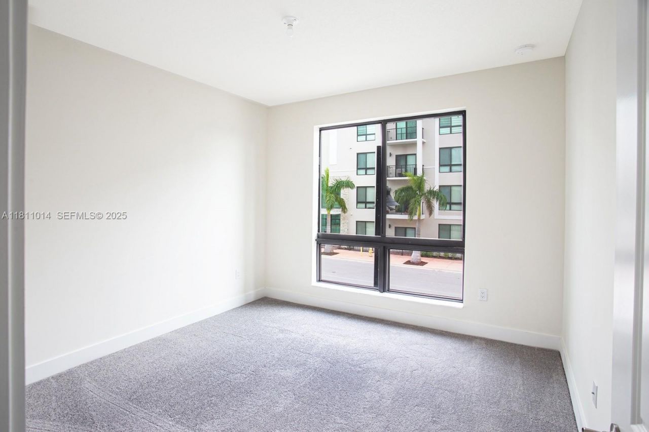 8167 NW 41st St, Unit E-104, Doral, FL 33166 Photo