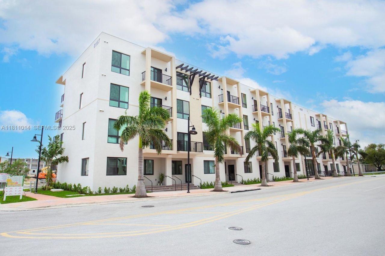 8167 NW 41st St, Unit E-104, Doral, FL 33166 Photo