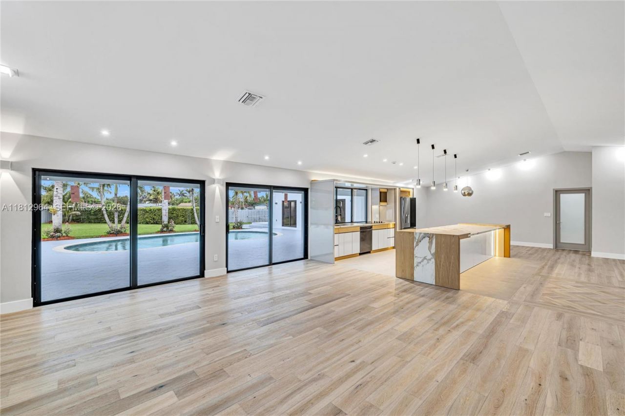 10600 SW 140th St, Miami, FL 33176 Photo