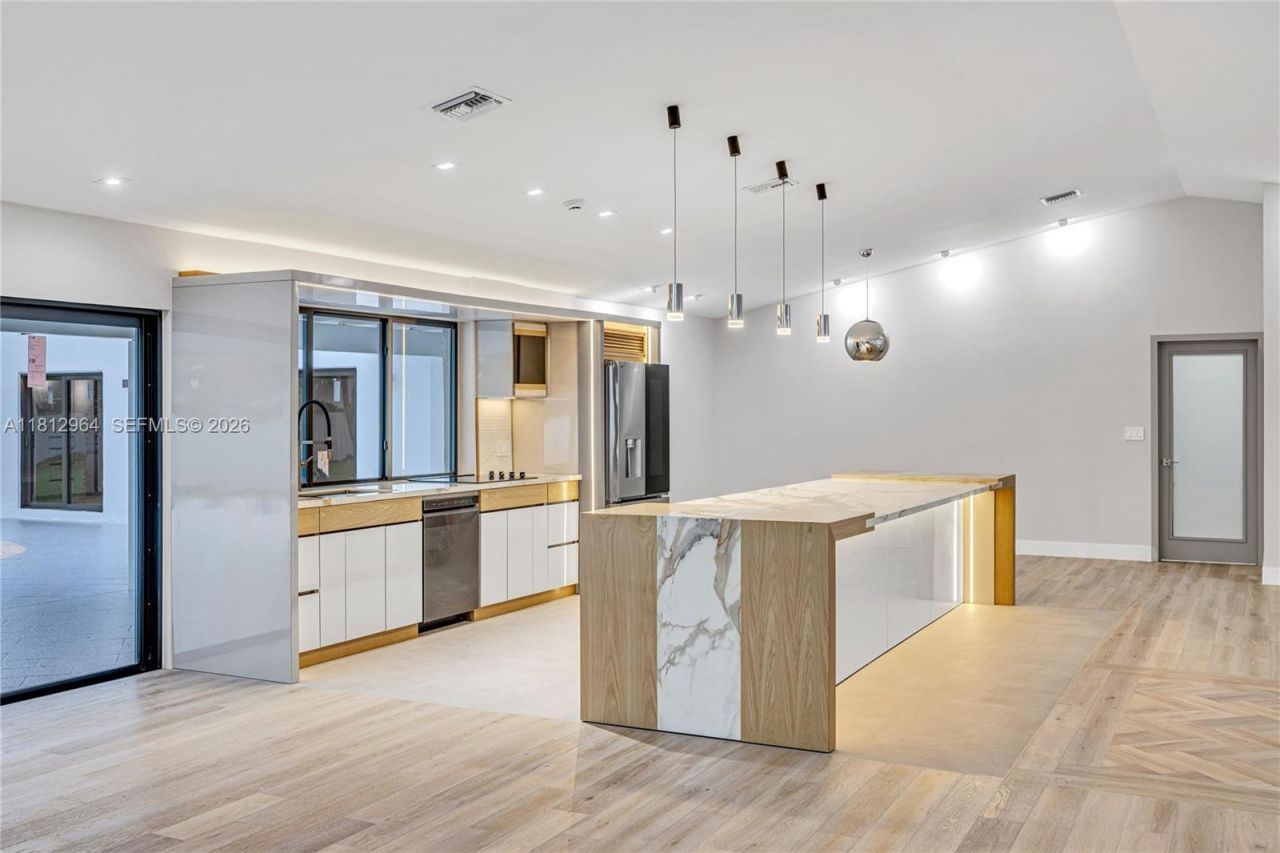 10600 SW 140th St, Miami, FL 33176 Photo