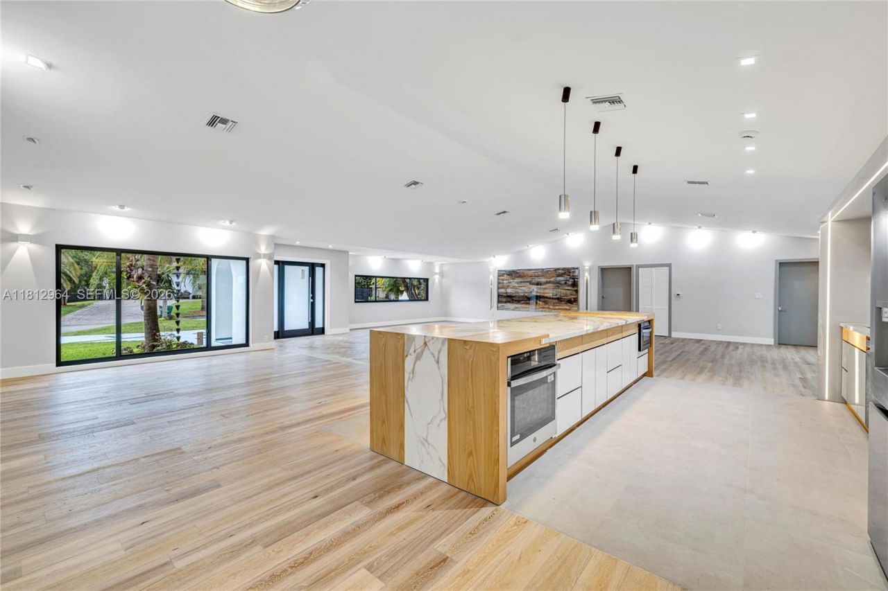 10600 SW 140th St, Miami, FL 33176 Photo