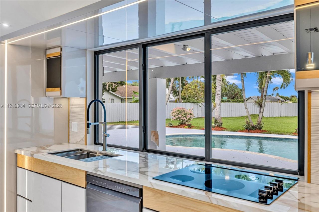 10600 SW 140th St, Miami, FL 33176 Photo