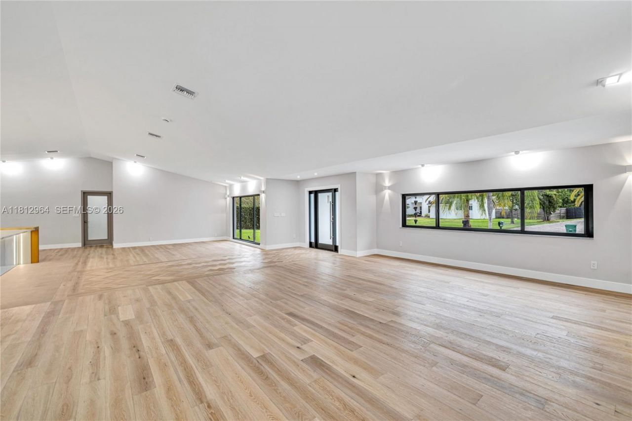 10600 SW 140th St, Miami, FL 33176 Photo