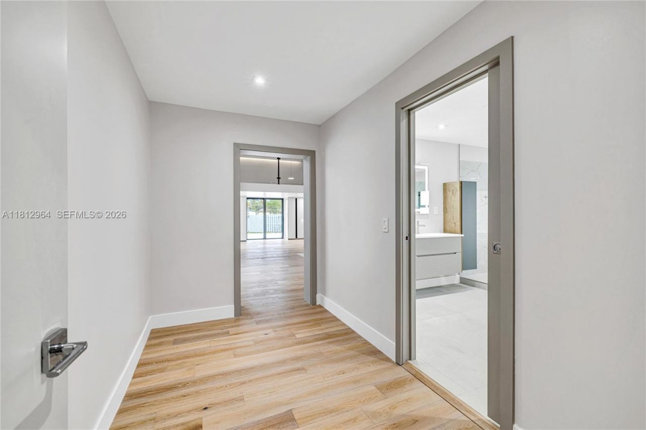 10600 SW 140th St, Miami, FL 33176 Photo