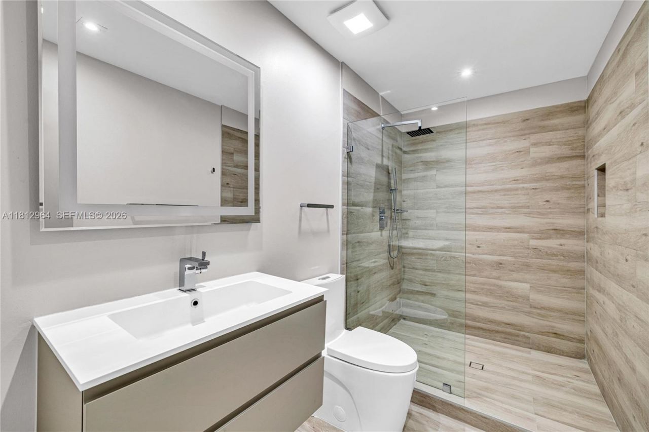 10600 SW 140th St, Miami, FL 33176 Photo