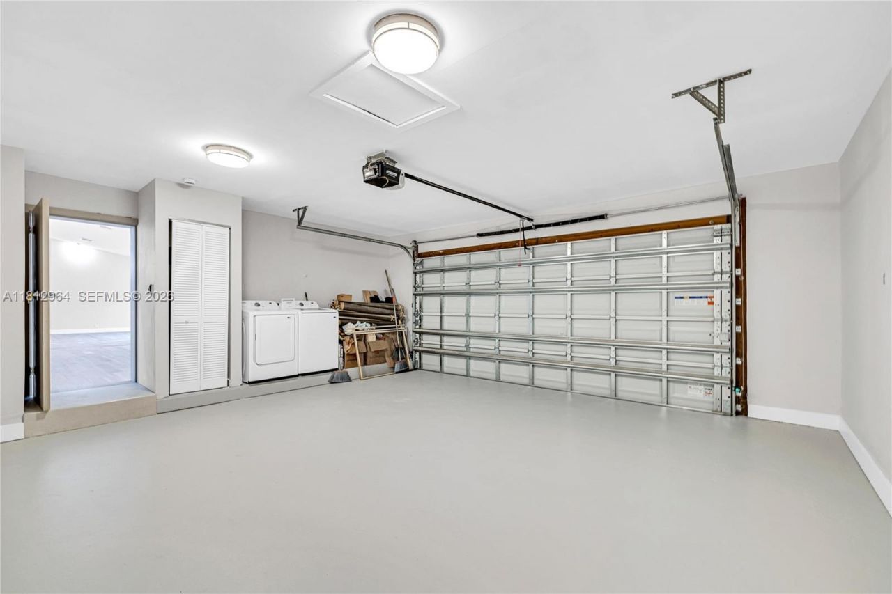 10600 SW 140th St, Miami, FL 33176 Photo