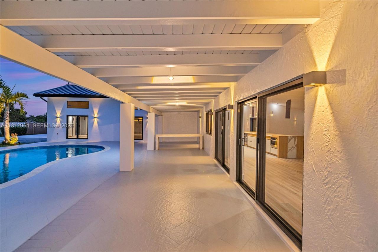 10600 SW 140th St, Miami, FL 33176 Photo