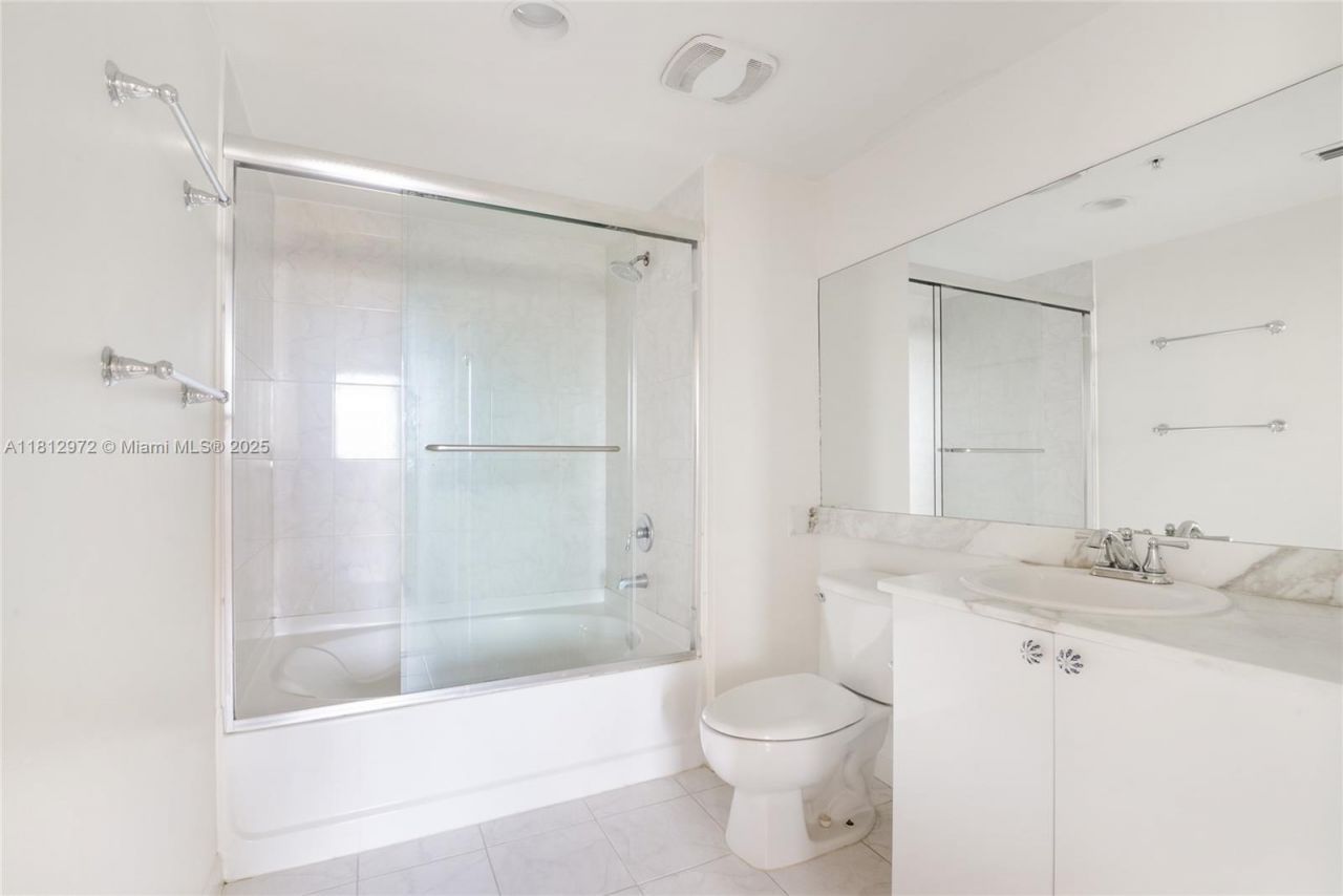 18800 NE 29th Ave, Unit 1011, Aventura, FL 33180 Photo