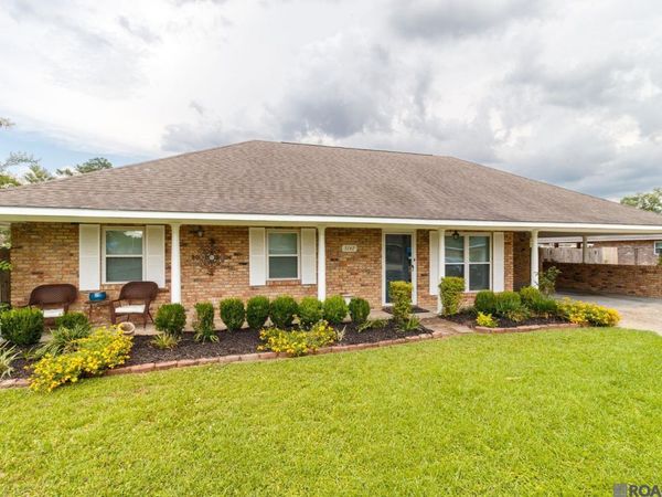 3142 Kings Canyon Dr, Baton Rouge, LA 70814