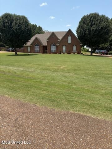 9091 Hunters Ridge Drive, Olive Branch, MS 38654 Main Photo