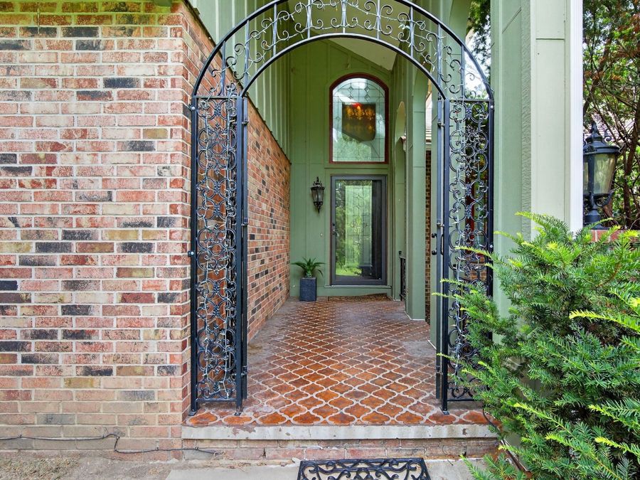 Property Image 11
