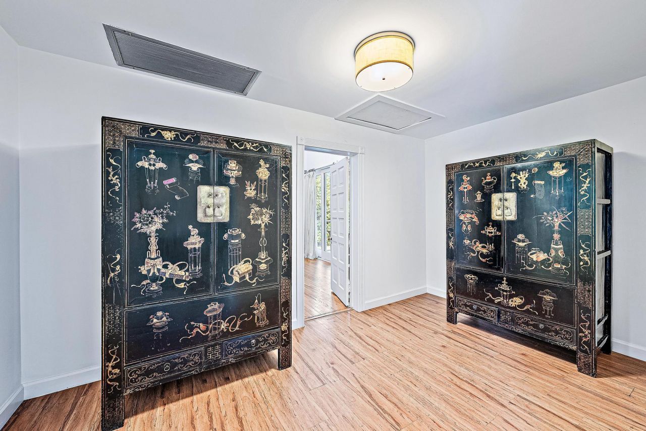 5 N Beach Road, Jupiter Island, FL 33455 Photo