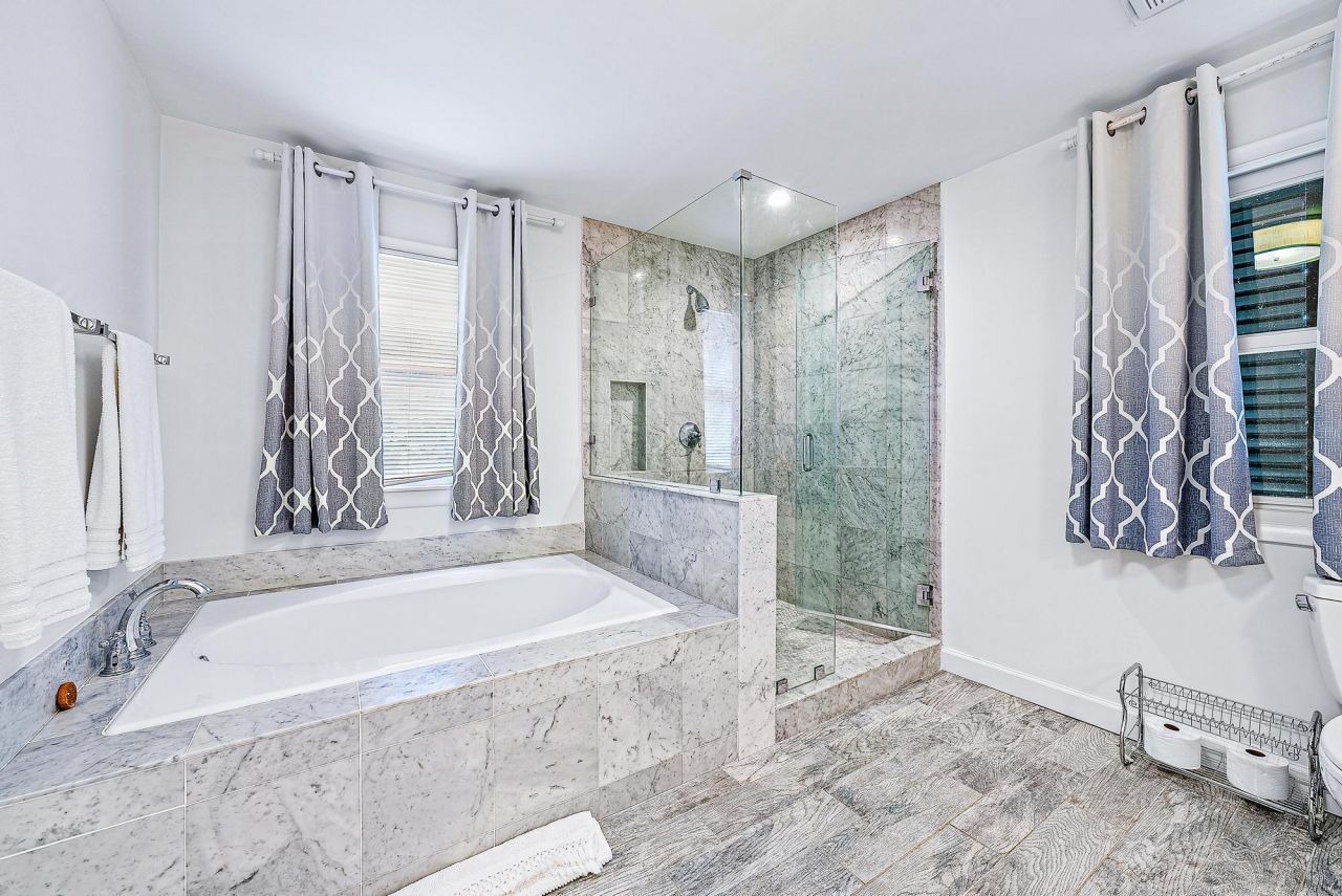 5 N Beach Road, Jupiter Island, FL 33455 Photo