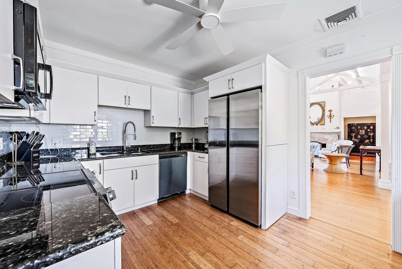 5 N Beach Road, Jupiter Island, FL 33455 Photo