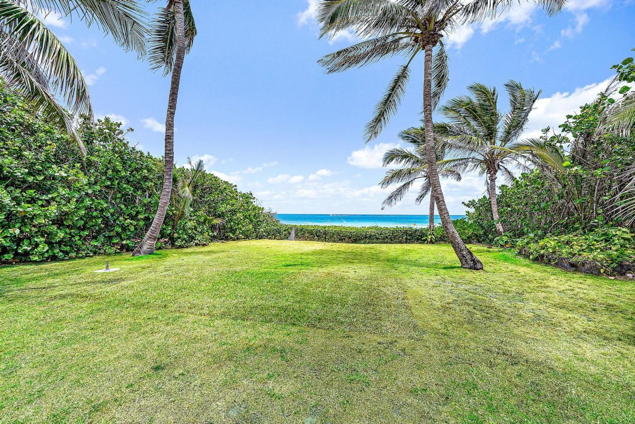 5 N Beach Road, Jupiter Island, FL 33455 Photo