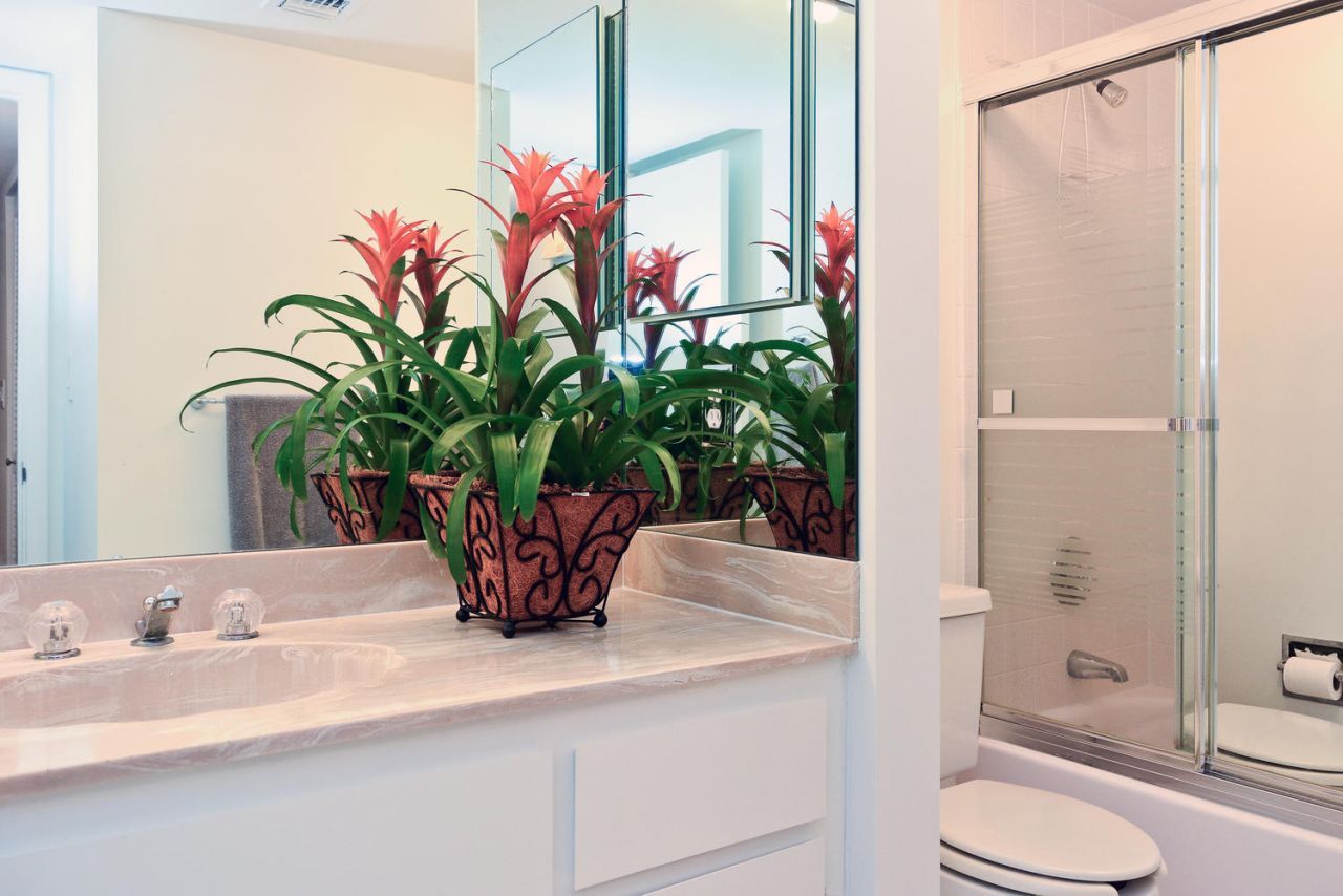 5510 N Ocean Drive, Unit 21-D, Singer Island, FL 33404 Photo