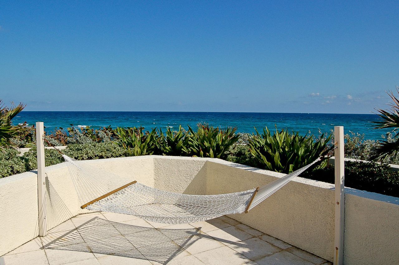 5510 N Ocean Drive, Unit 21-D, Singer Island, FL 33404 Photo