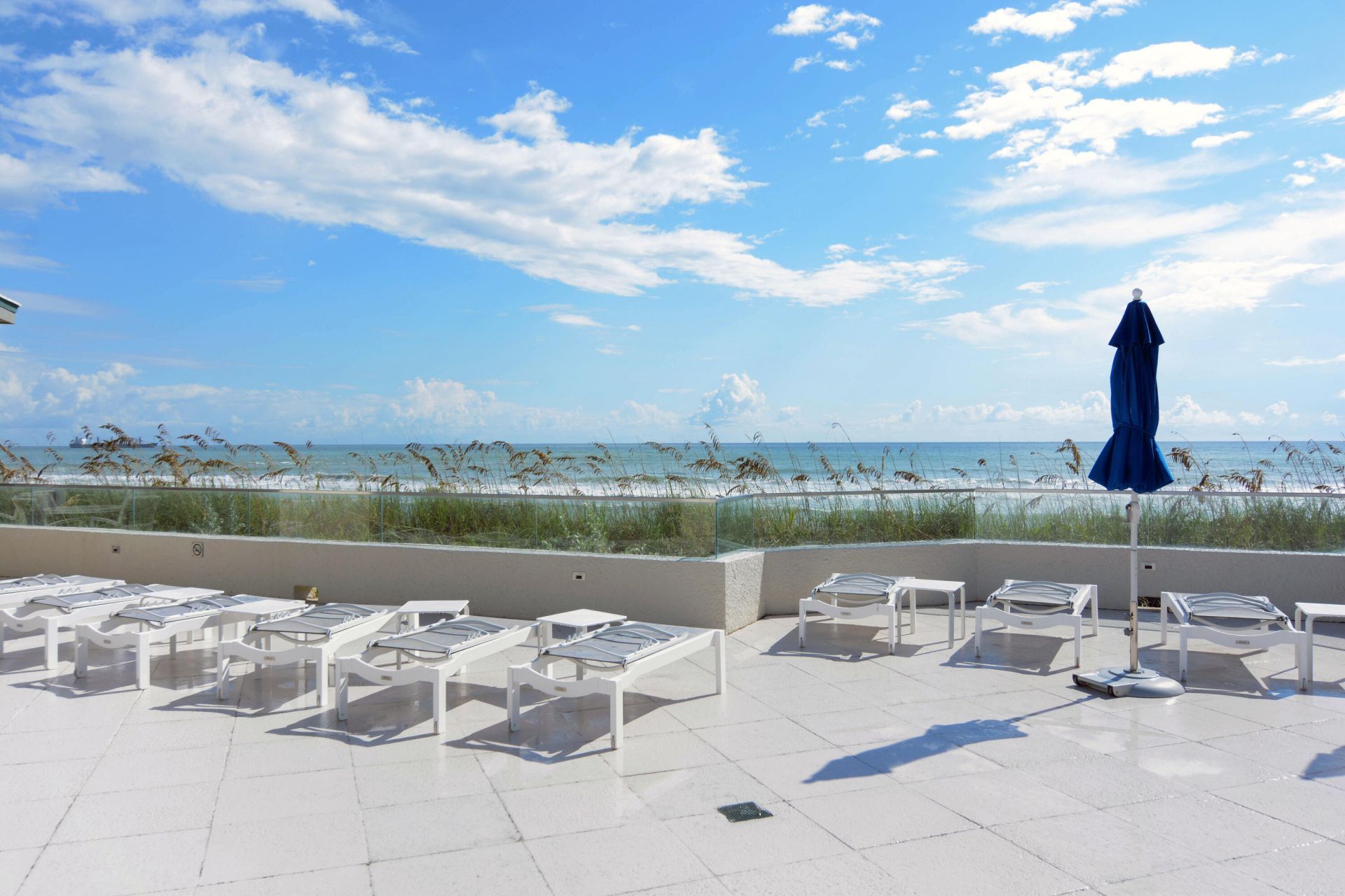 5510 N Ocean Drive, Unit 21-D, Singer Island, FL 33404 Photo