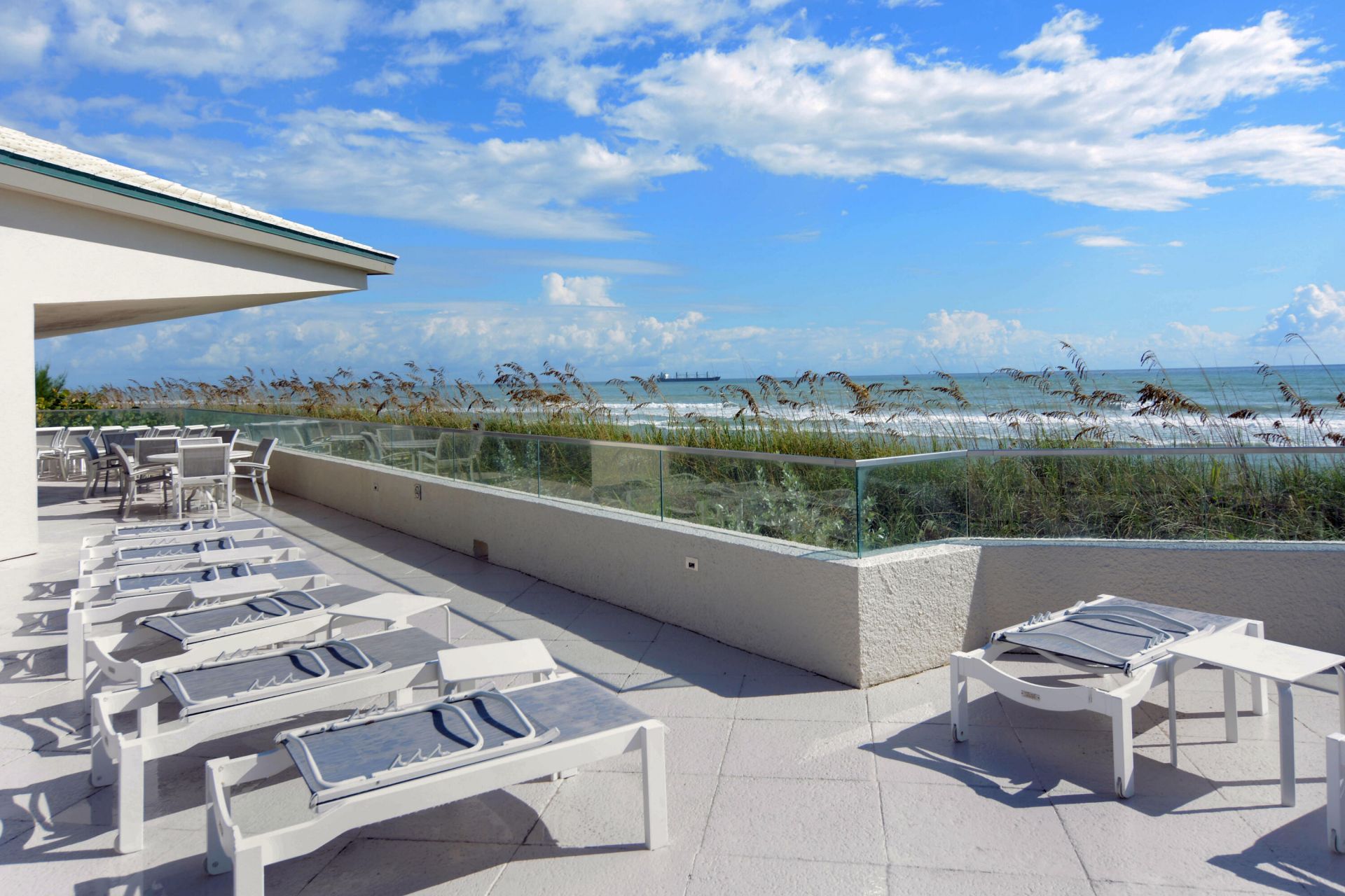 5510 N Ocean Drive, Unit 21-D, Singer Island, FL 33404 Photo