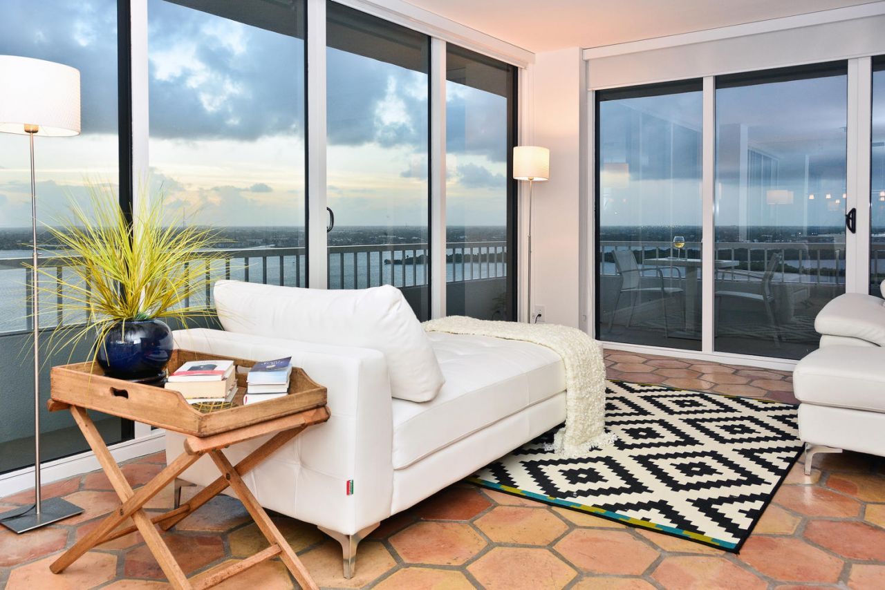 5510 N Ocean Drive, Unit 21-D, Singer Island, FL 33404 Photo