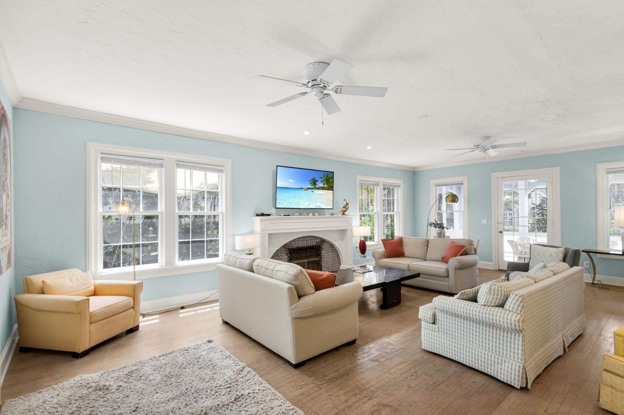 519 28th Street, Unit Main House, West Palm Beach, FL 33407 Photo