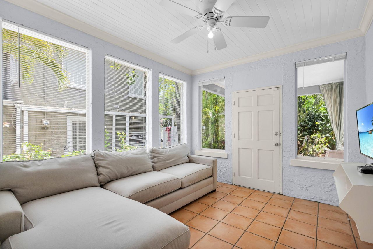 519 28th Street, Unit Main House, West Palm Beach, FL 33407 Photo