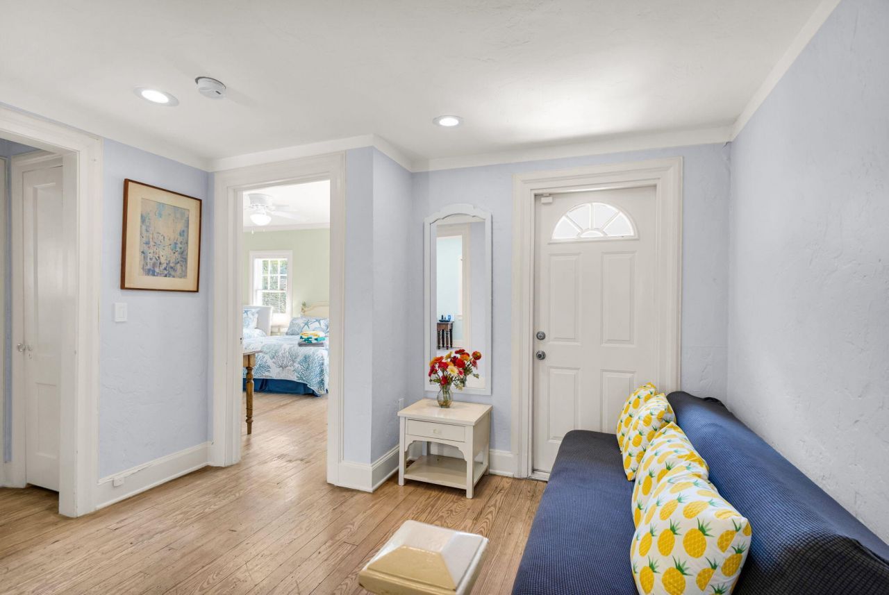 519 28th Street, Unit Main House, West Palm Beach, FL 33407 Photo