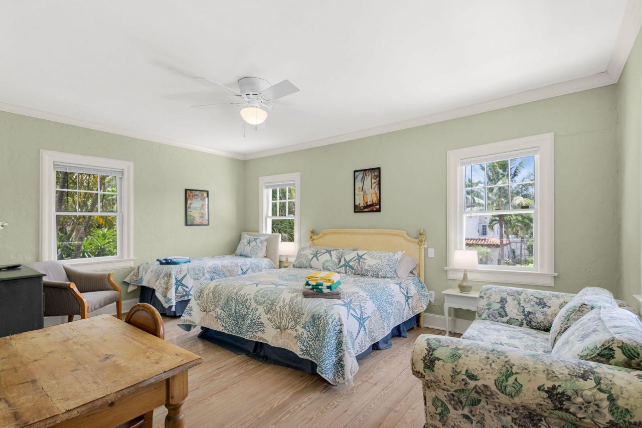 519 28th Street, Unit Main House, West Palm Beach, FL 33407 Photo