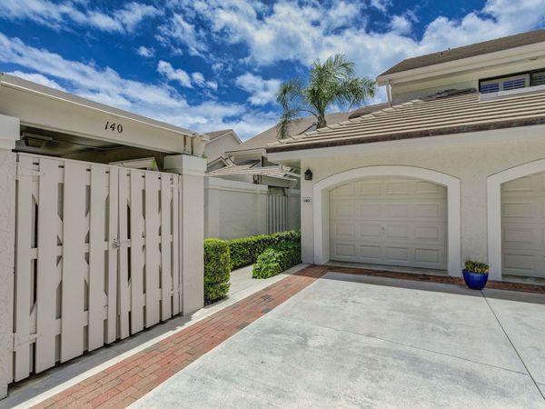 3940 Back Bay Drive, Unit 140, Jupiter, FL 33477