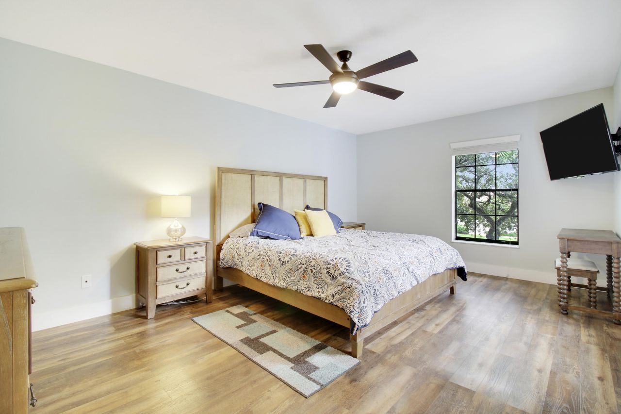 377 Prestwick Lane, Unit 2, Palm Beach Gardens, FL 33418 Photo