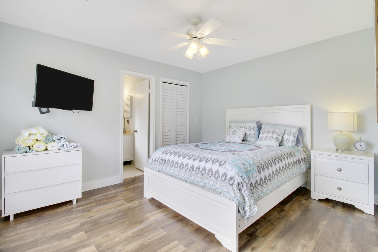 377 Prestwick Lane, Unit 2, Palm Beach Gardens, FL 33418 Photo