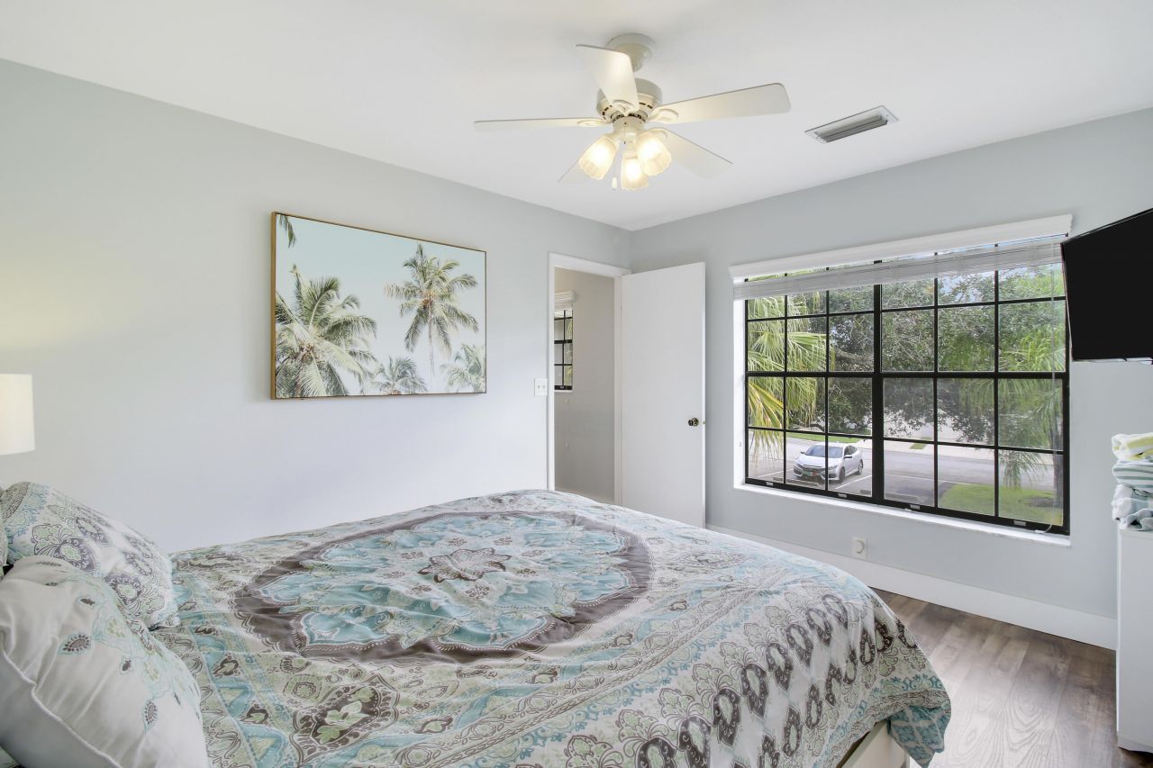 377 Prestwick Lane, Unit 2, Palm Beach Gardens, FL 33418 Photo