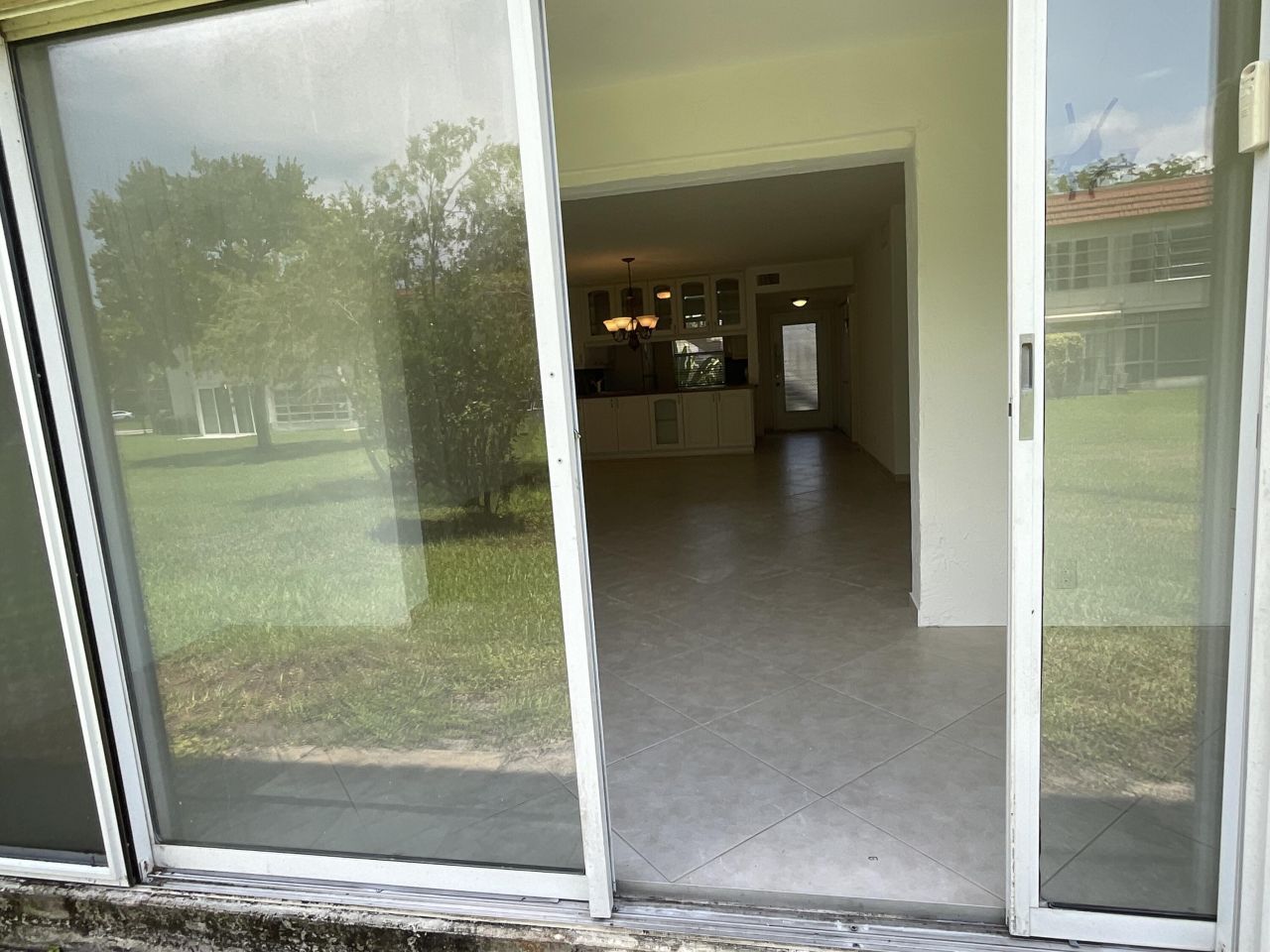 21 Abbey Lane, Unit 107, Delray Beach, FL 33446 Photo