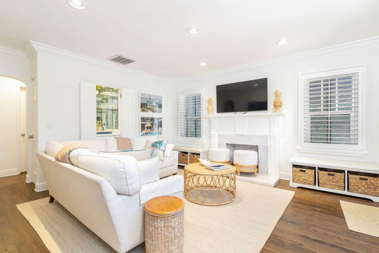 231 Cocoanut Row, Palm Beach, FL 33480 Photo