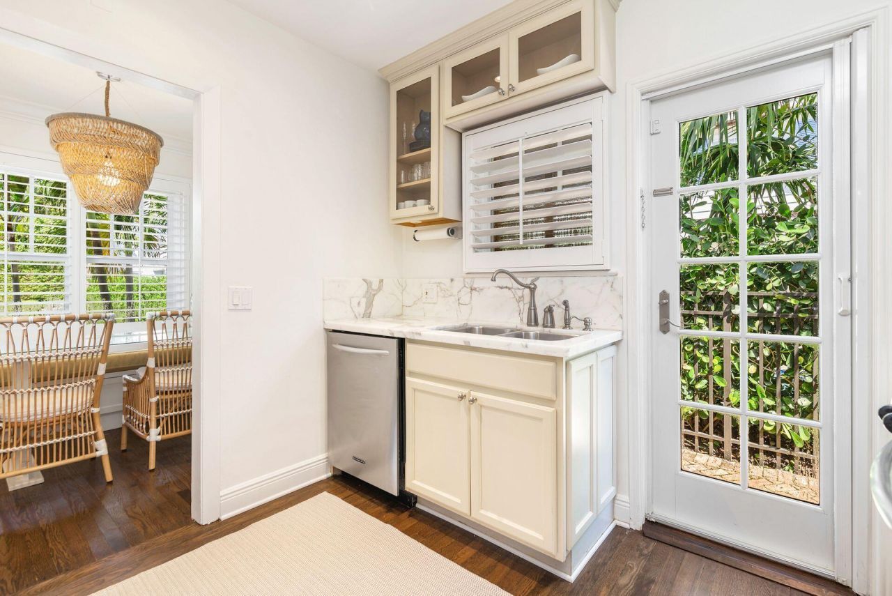 231 Cocoanut Row, Palm Beach, FL 33480 Photo