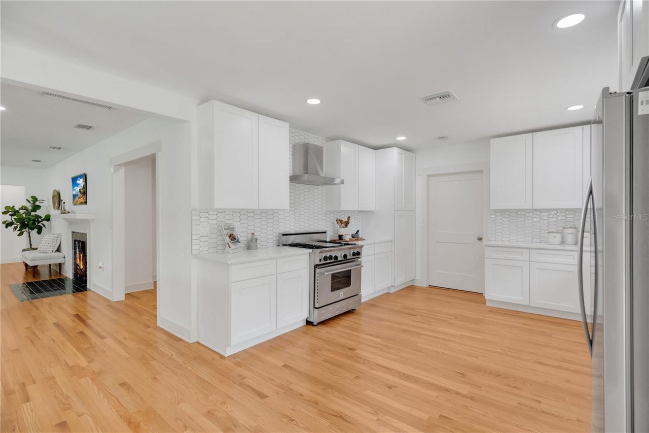 1510 Live Oak Street, New Smyrna Beach, FL 32168 Photo