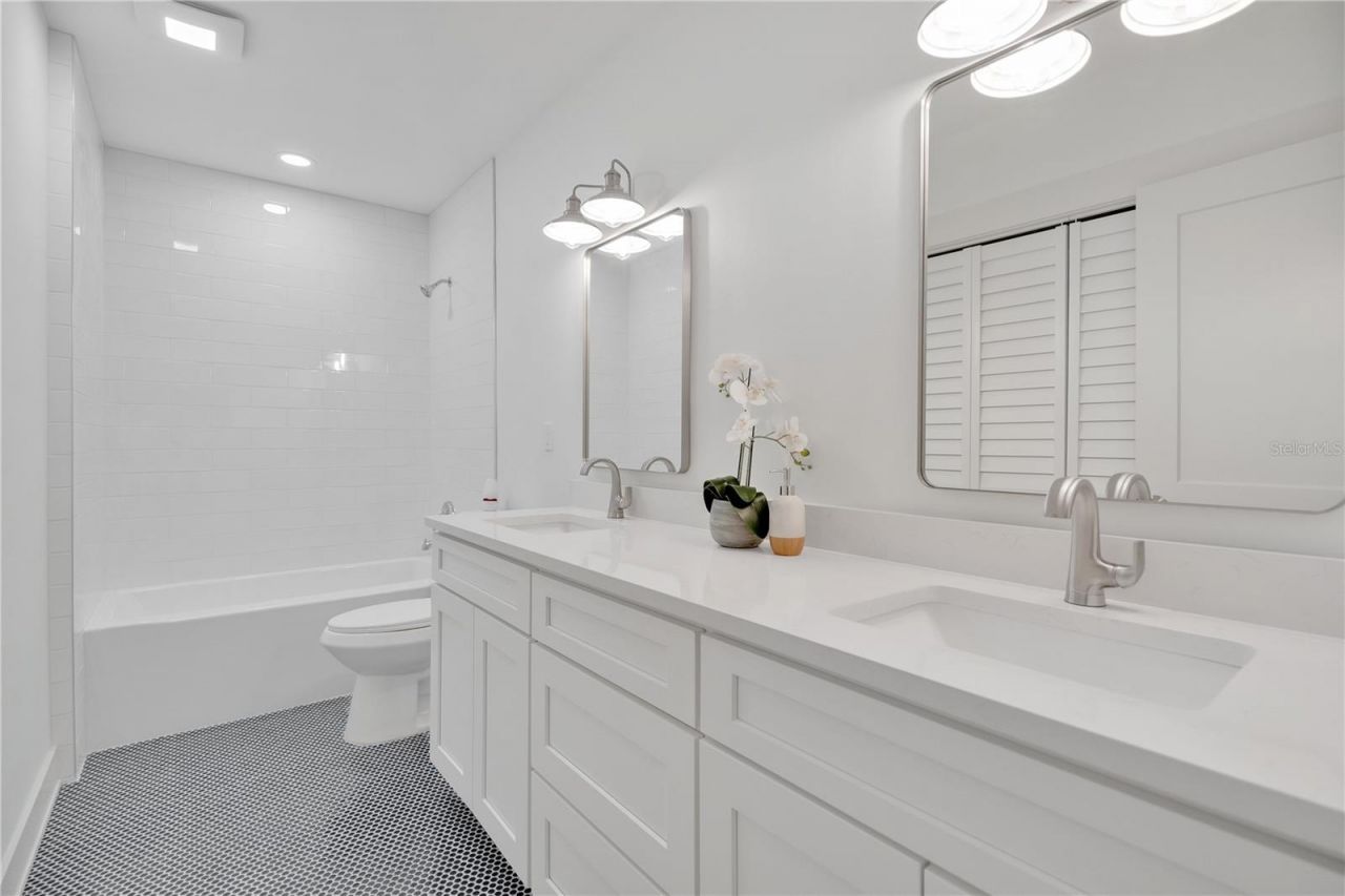 1510 Live Oak Street, New Smyrna Beach, FL 32168 Photo