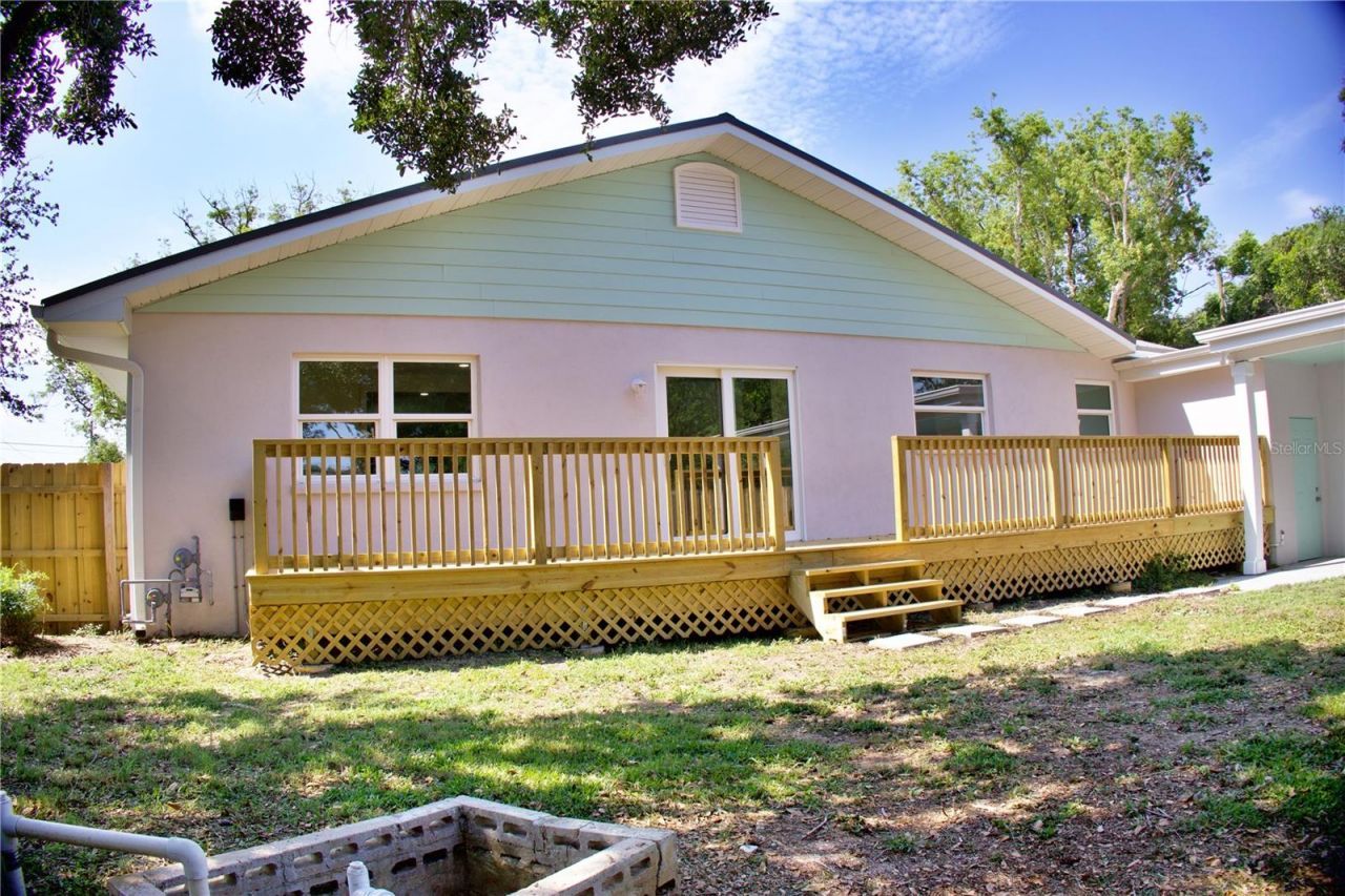 1510 Live Oak Street, New Smyrna Beach, FL 32168 Photo