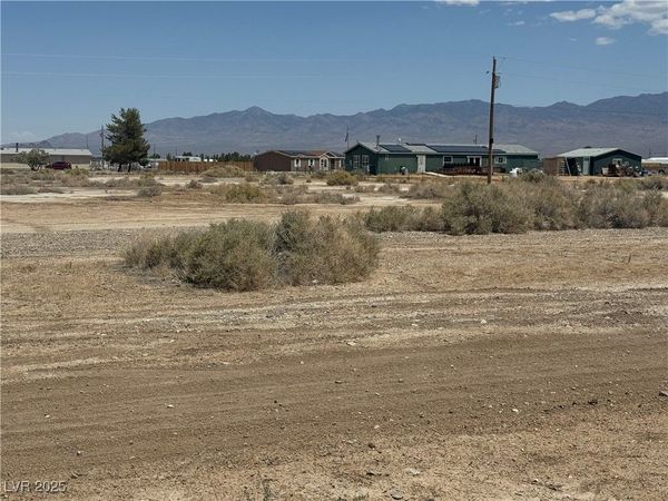 3260 W Wilson Road, Pahrump, NV 89048