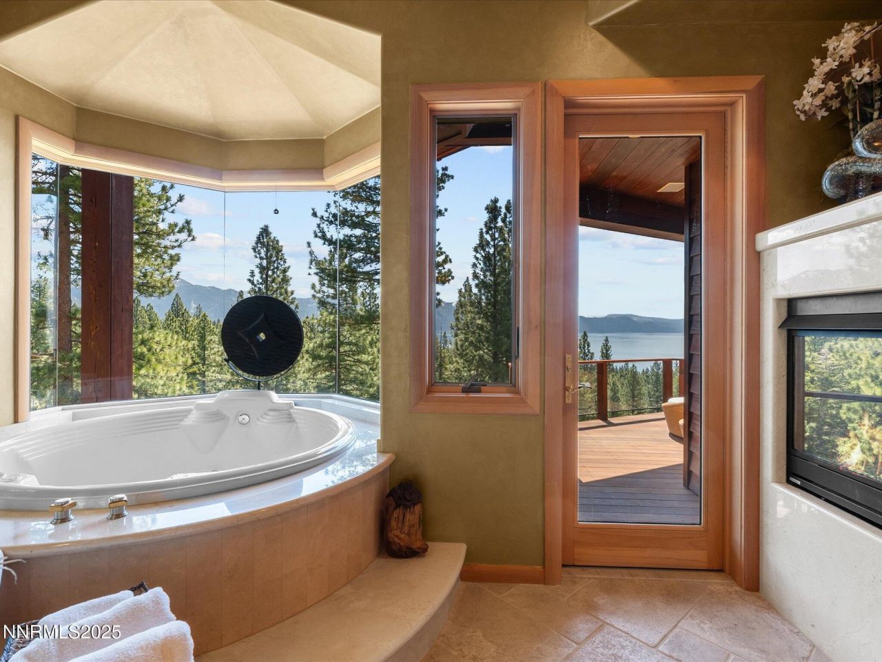 563 Knotty Pine Drive, Incline Village, NV 89451 Photo