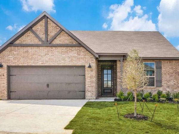 514 Hillcrest Circle, Justin, TX 76247