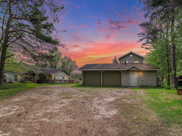 6690 39 Road N, Manton, MI 49663
