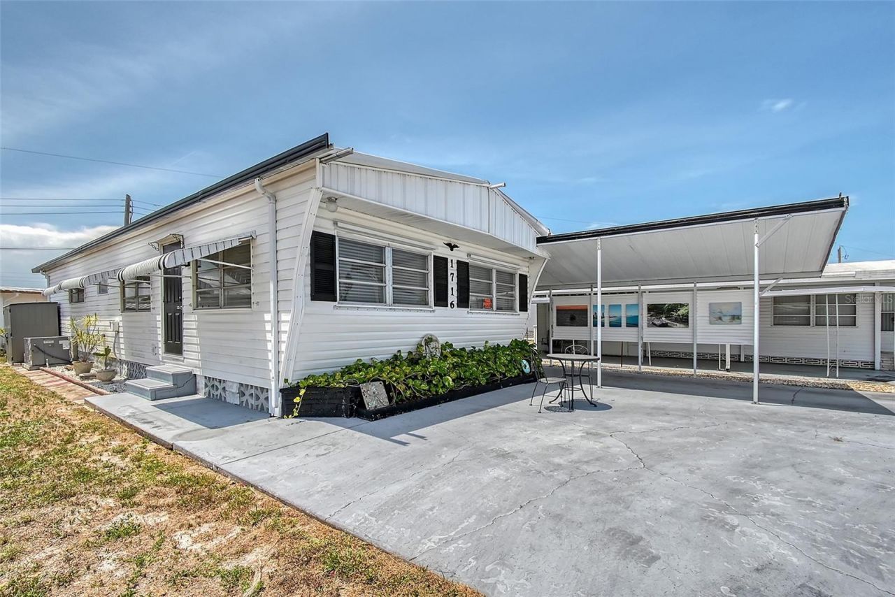 1716 Indiana Avenue, Bradenton, FL 34207 Photo