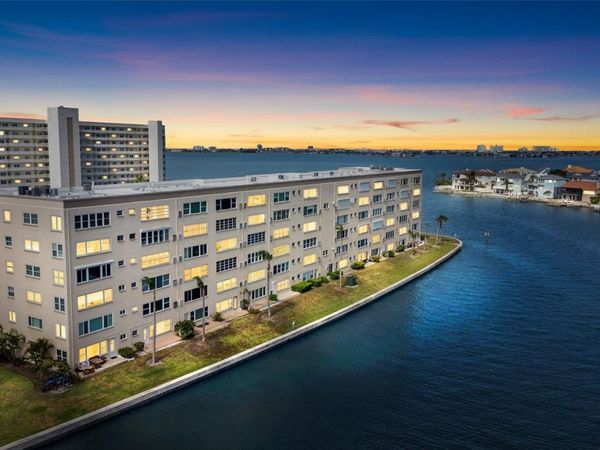 6075 SHORE BOULEVARD S, Unit 215, GULFPORT, FL 33707