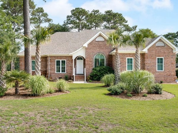 315 Seascape Drive, Sneads Ferry, NC 28460