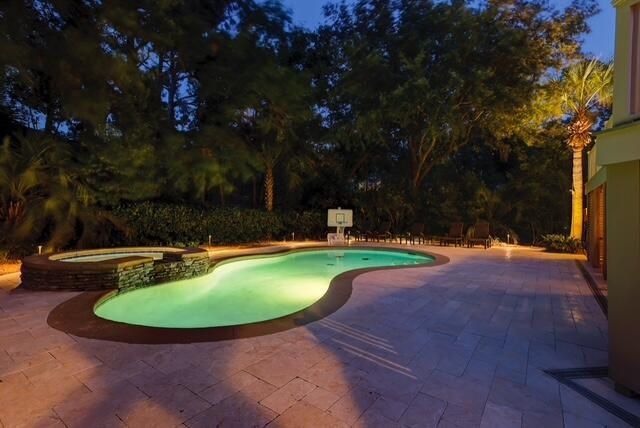 12 Port Tack Photo 10