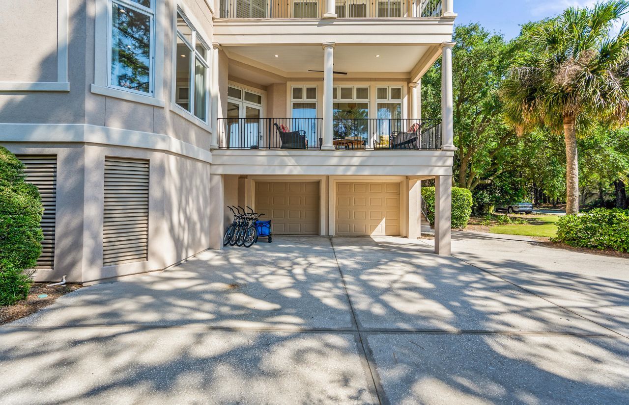 12 Port Tack Photo 14