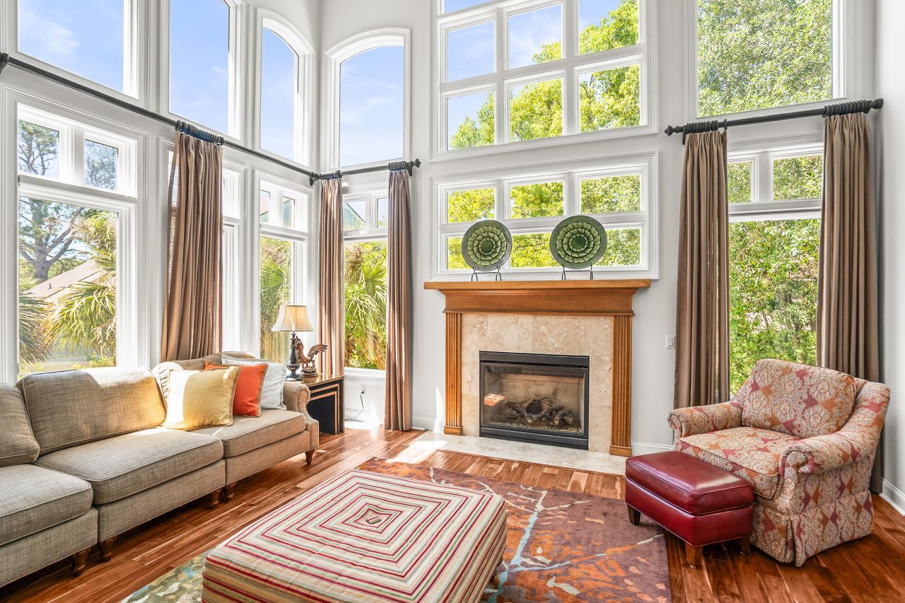 12 Port Tack Photo 43