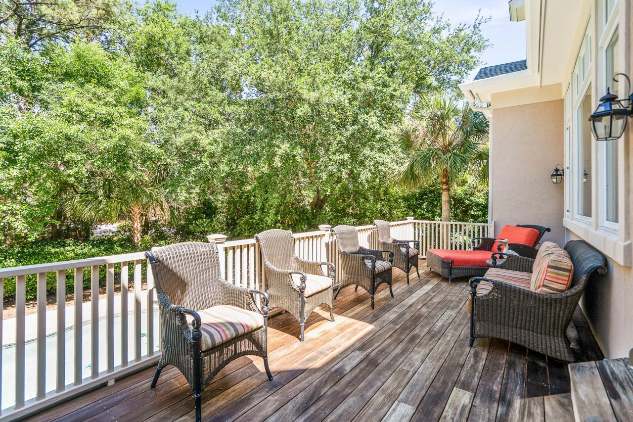 12 Port Tack Photo 49