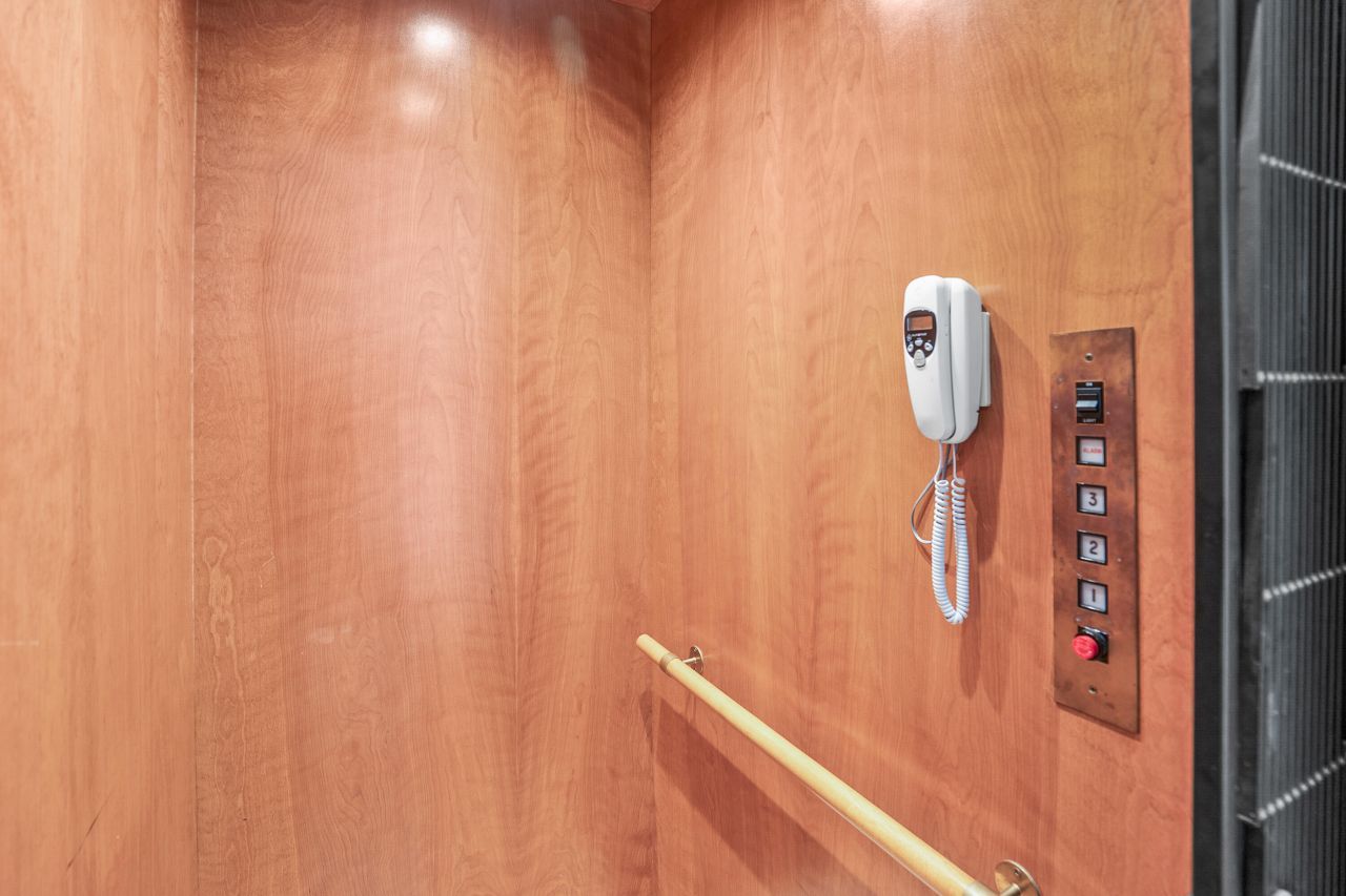 12 Port Tack Photo 62